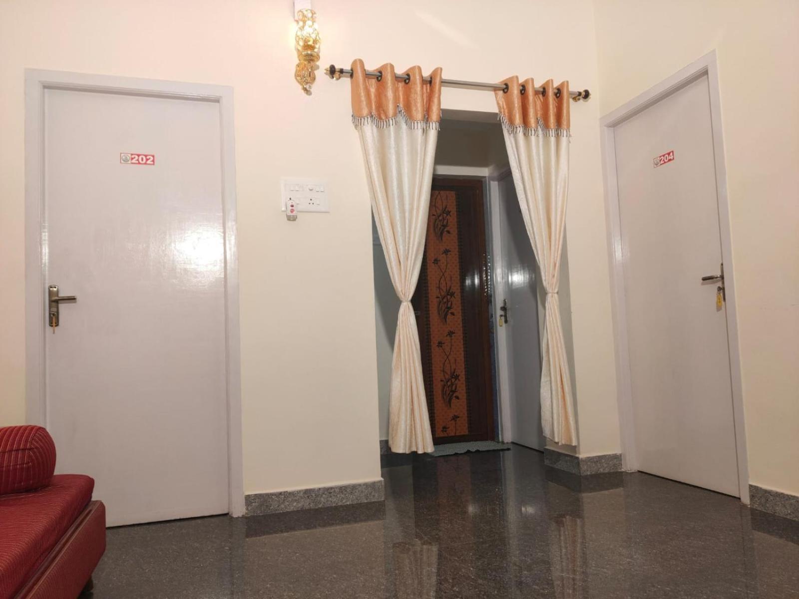 فندق Grand S3 بونديتْشيري المظهر الخارجي الصورة